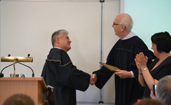 3_250x154_crop_478b24840a