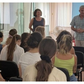 studenti-francia-polsha-nbu-sliven-net_280x280_crop_478b24840a