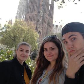 56681299-407987433358606-8184652845065175040-n_280x280_crop_478b24840a