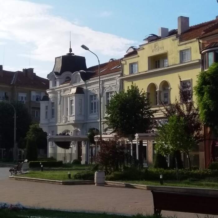 img-20180728-075009_700x700_crop_478b24840a