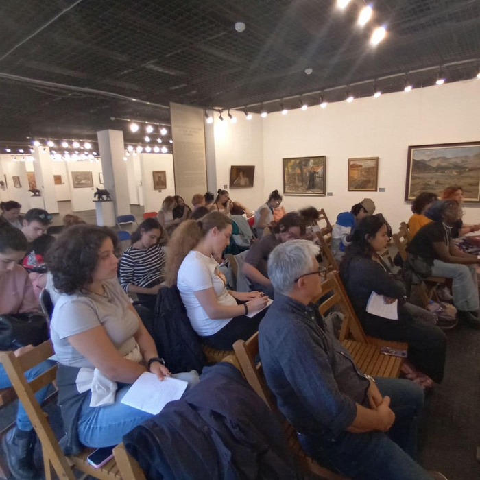 375300444-771096804816179-8726446245219534987-n_700x700_crop_478b24840a